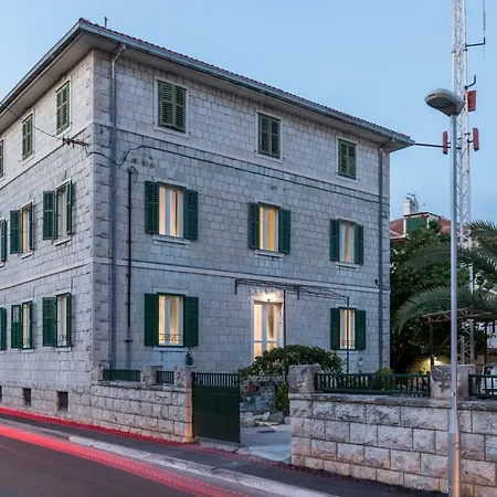 بيت ضيافة Seabed Rooms2 سبليت