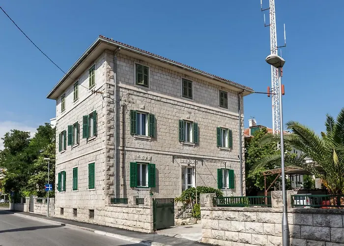 Seabed Rooms2 Pensionat 4*
